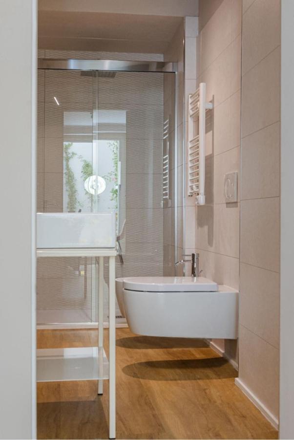 Imbriani Luxury Suite Бари Экстерьер фото